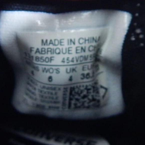 Converse Low OX Leopard Flocked Sneakers - Picture 8 of 8